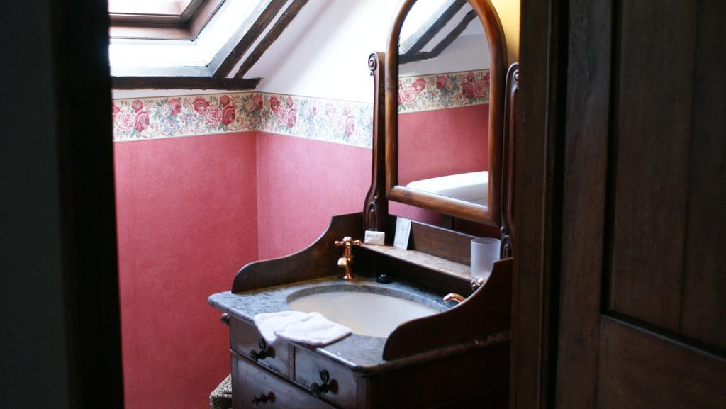 B&B Le Secret Du Bois Bourseigne-Vieille Szoba fotó