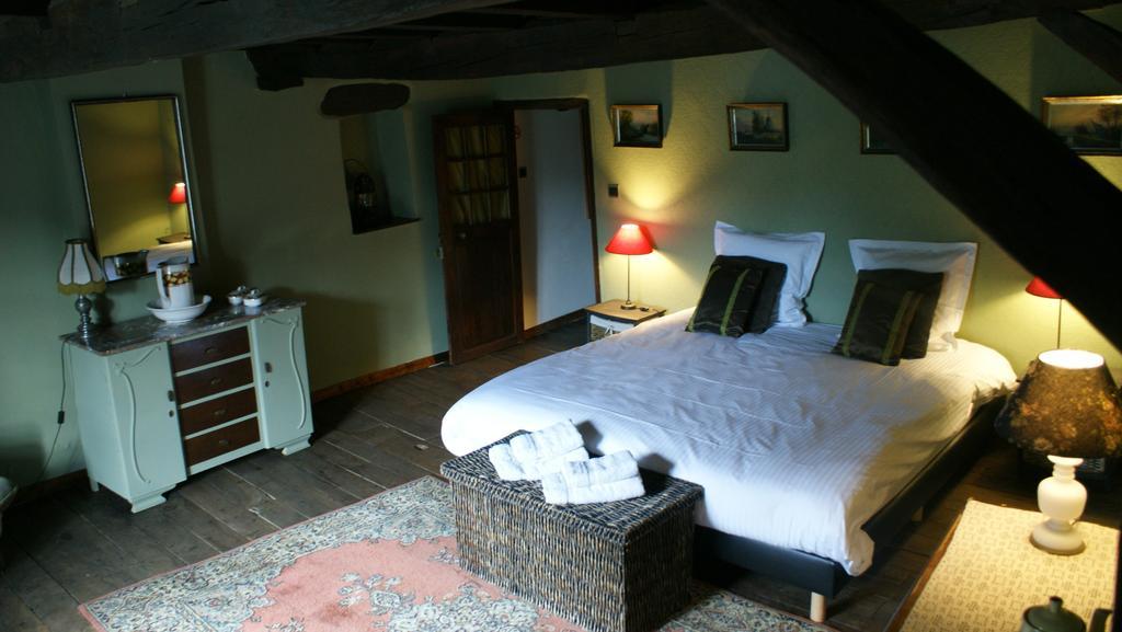 B&B Le Secret Du Bois Bourseigne-Vieille Kültér fotó